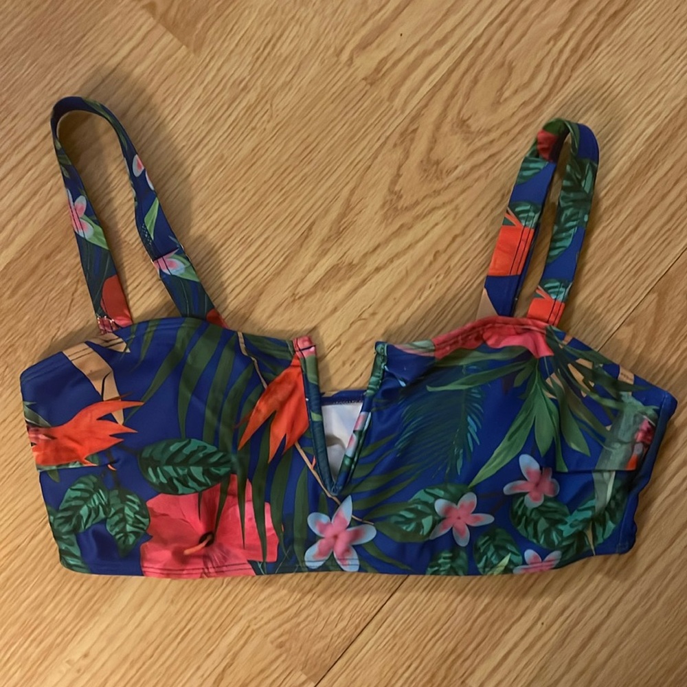 Tropical V Cut Bikini Top